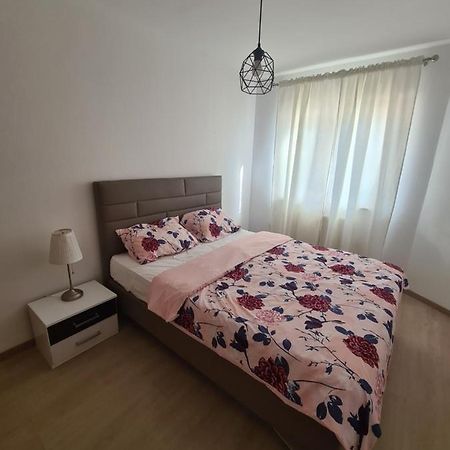 Apartmani Emily Pola Esterno foto