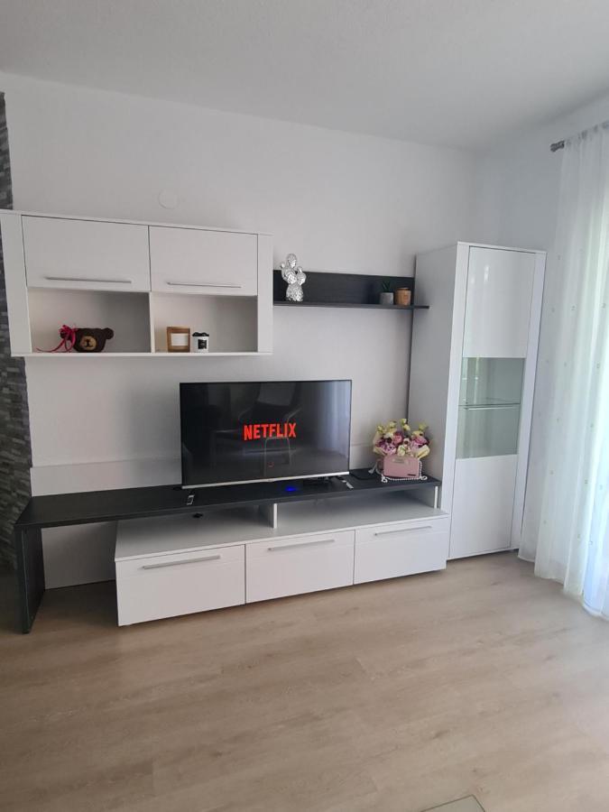 Apartmani Emily Pola Esterno foto