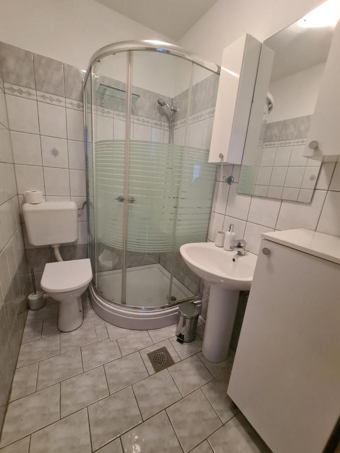 Apartmani Emily Pola Esterno foto