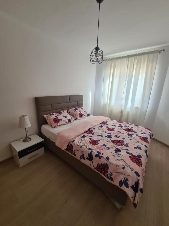 Apartmani Emily Pola Esterno foto