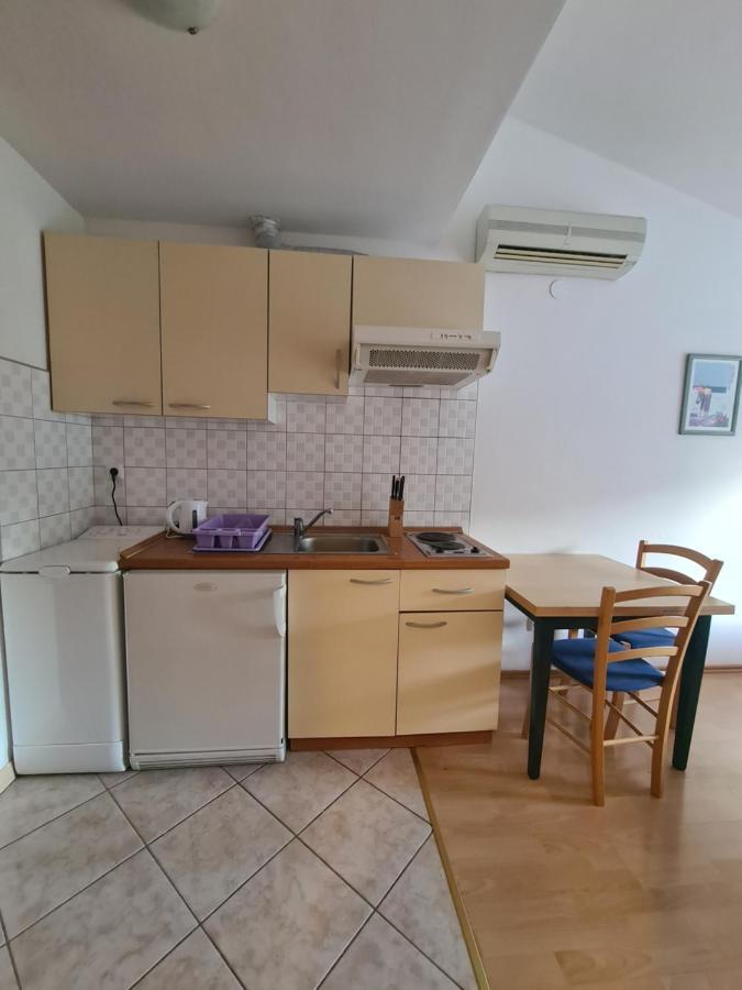 Apartmani Emily Pola Esterno foto