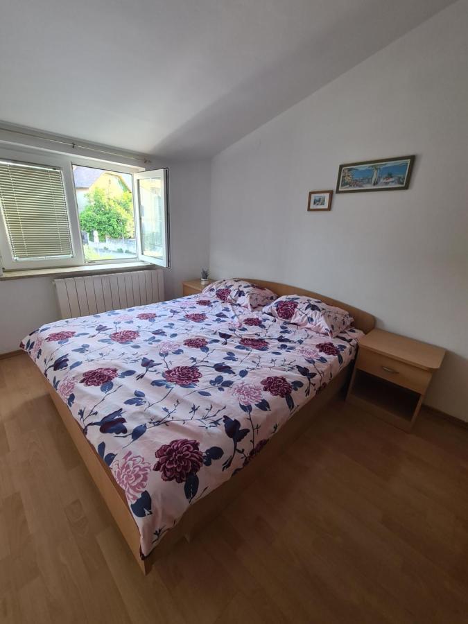 Apartmani Emily Pola Esterno foto